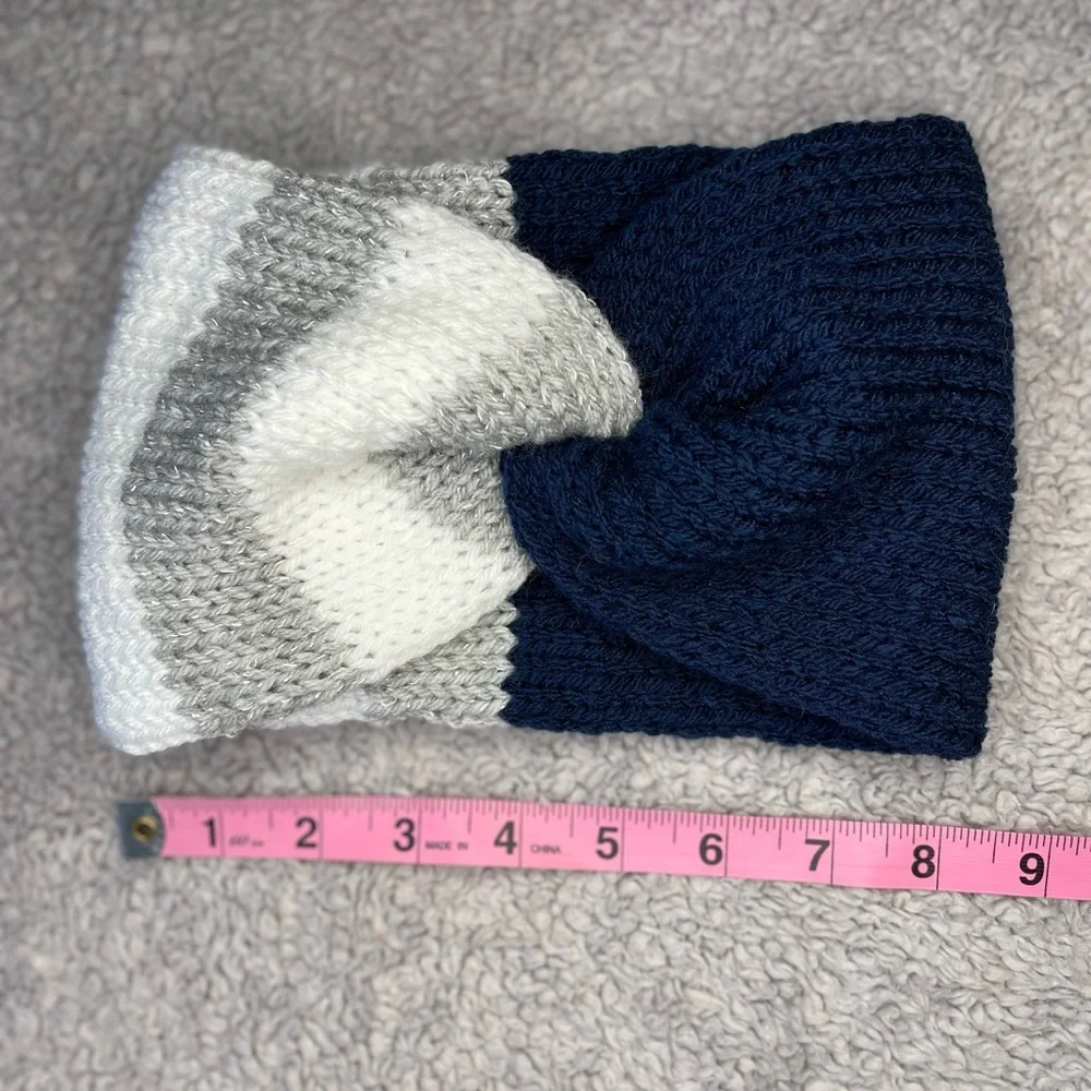 Knit Ear Warmer - Picture 4 of 5